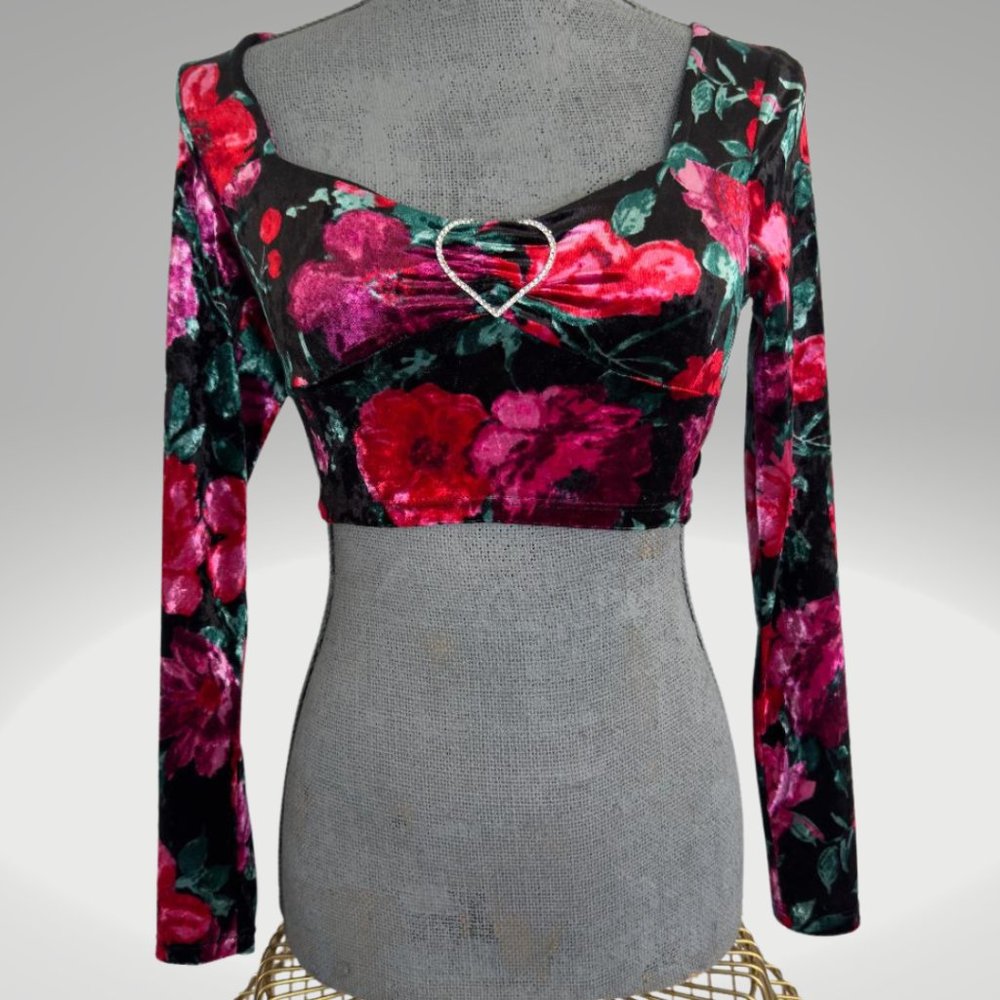 Steve Madden NYC Floral Velour Crop Top With Rhinestone Heart Sz XS Black Rose